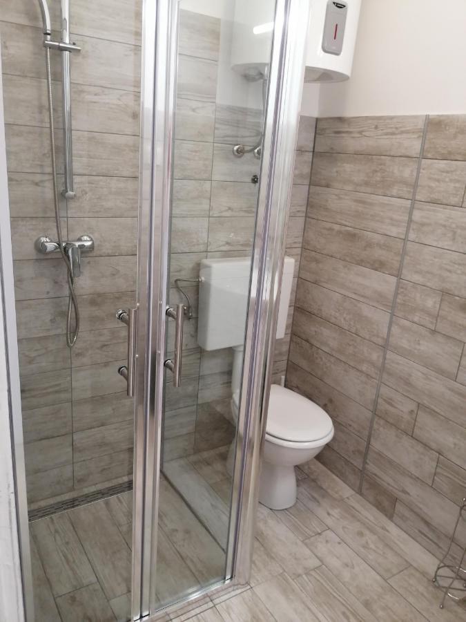 Apartmani Nevera Krk Town Exterior foto